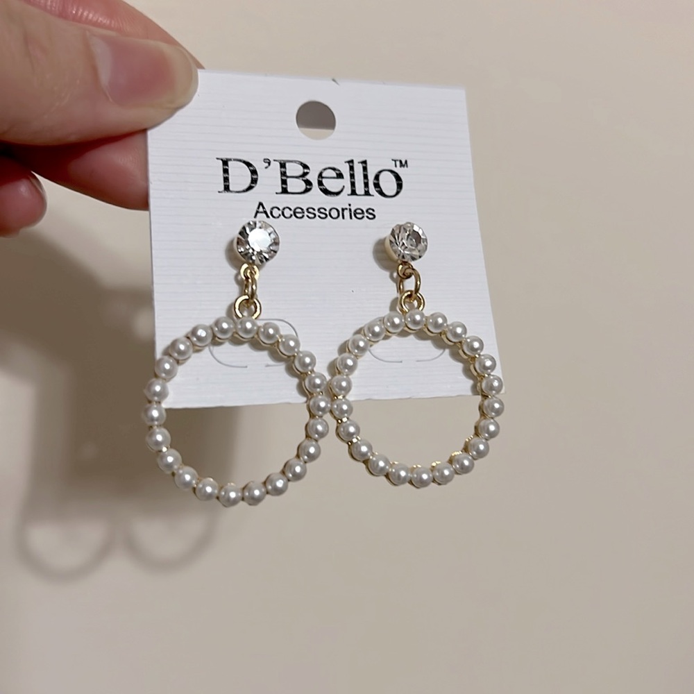 🆕 D’Bello Faux Pearl Earrings